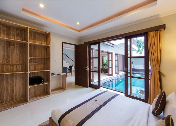 White Lotus Villa *